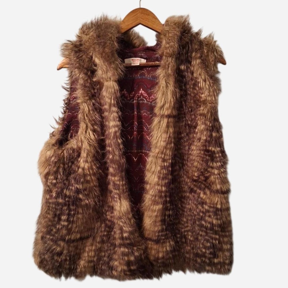 Womens hooded brown and beige faux fur vest with detailed lining XXL